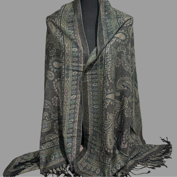 Elegant Shawl in Earthy Green- Versatile Wrap, Stole, Scarf, Veil, Soft & Cozy - Picture 1 of 17